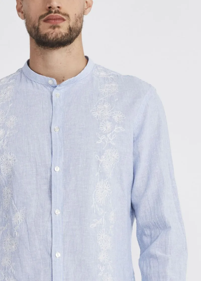 Camicia con ricamo